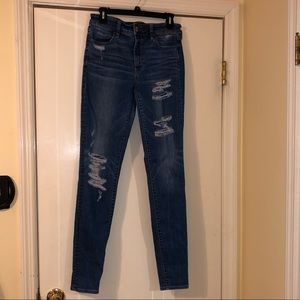 American Eagle High Waisted Jeans
